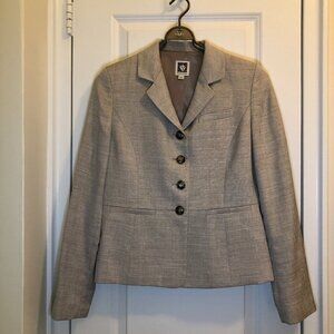 Anne Klein Classic Tan Peplum Back Blazer Size 6 EUC